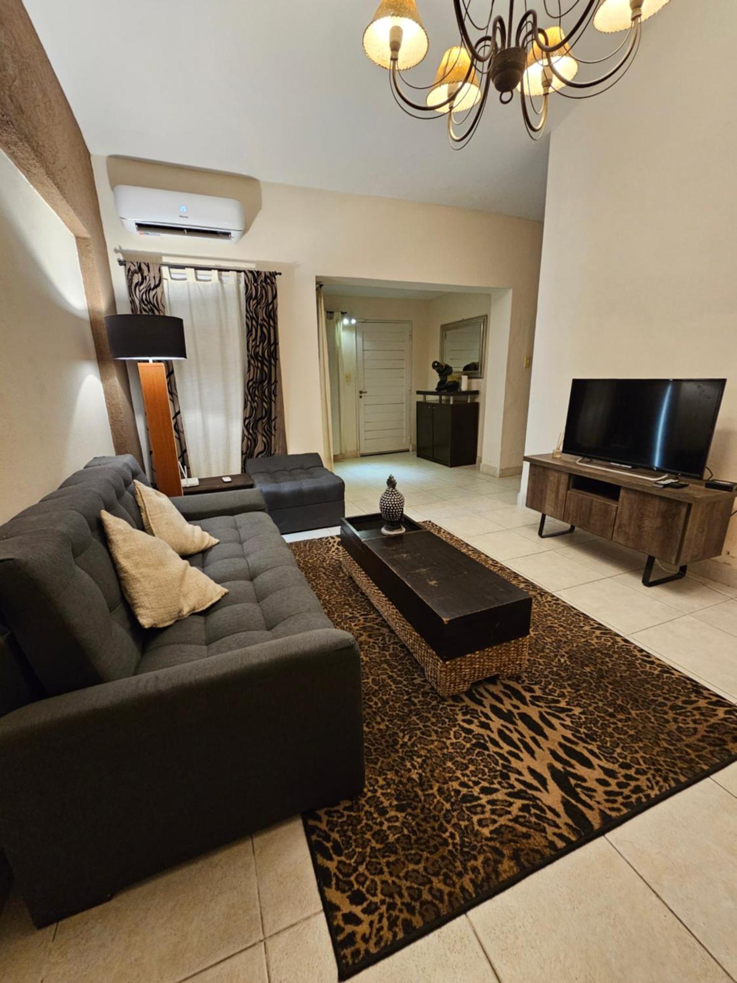 Apartamento Victorino House En El Cerro De Rosas Con Cochera